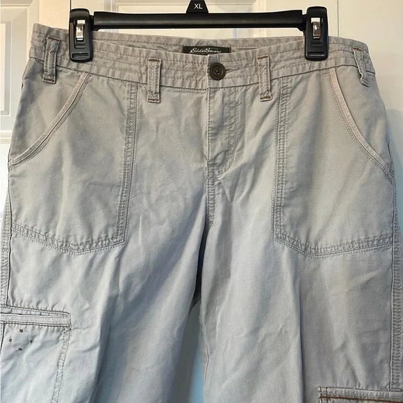 Eddie Bauer Gray Cargo Straight Leg Capri Pants Women’s 6 Pockets - Picture 3 of 8